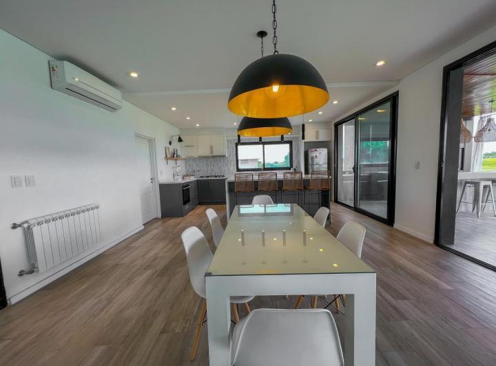 ALQUILER TEMPORAL, CASA, EL CANTON, BARRIO GOLF, LOTE AL 100, 4 AMBIENTES 3
