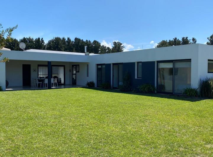 CASA, ALQUILER TEMPORAL, COSTA ESMERALDA, SENDEROS II, LOTE AL 100, 4 AMBIENTES 1