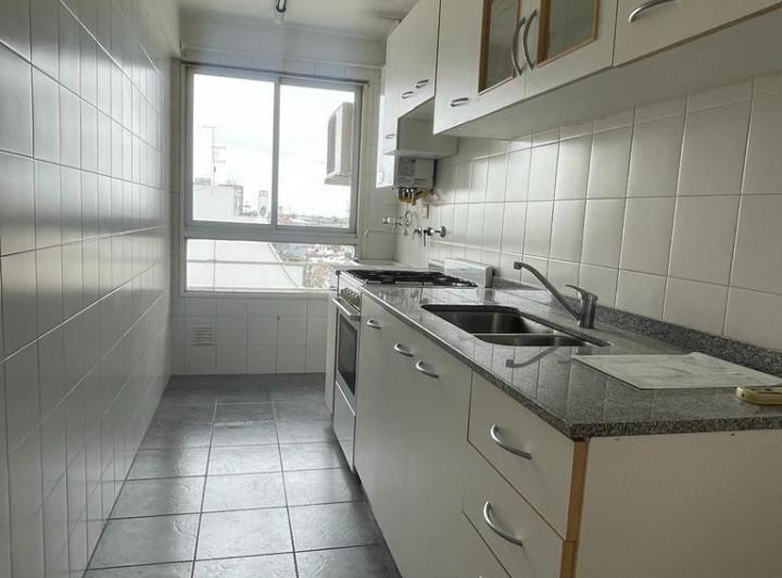 Departamento en  ALQUILER de 2 ambientes 4
