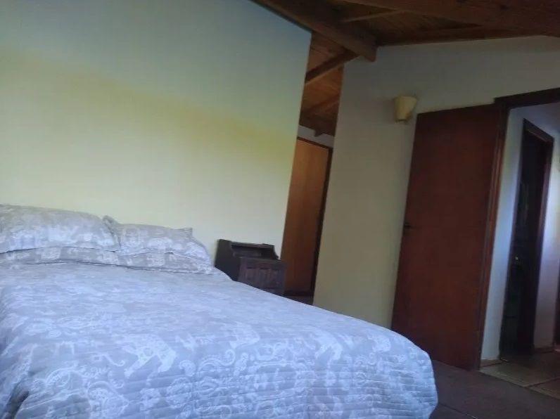 Foto de Venta de CHALET HERMOSO DE 3 AMBIENTES CON PILETA en Los Acantilados, imagen 4