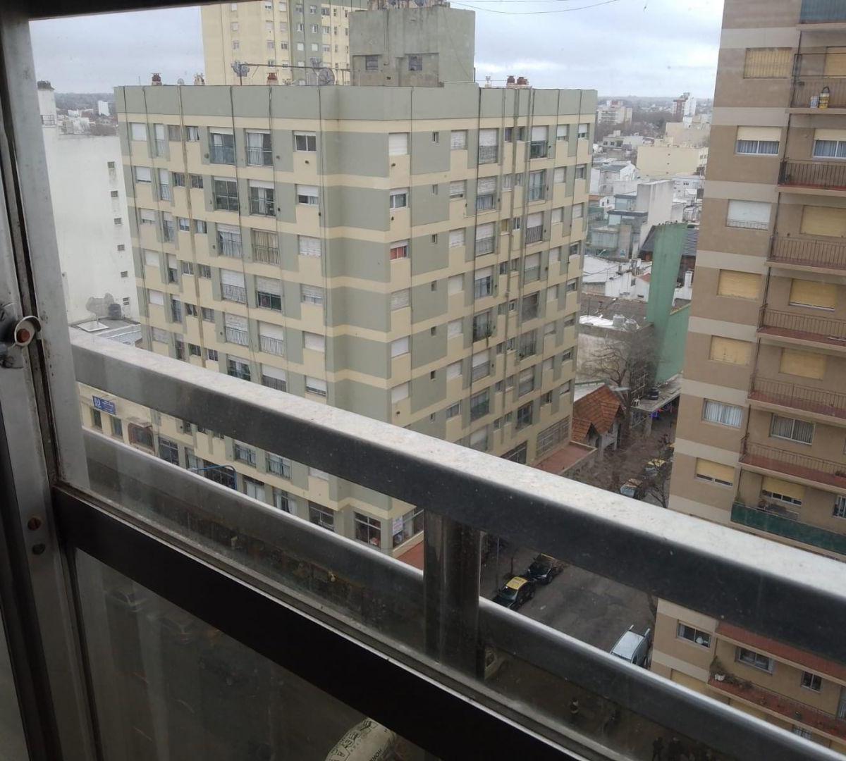 Departamento 4 ambientes. | AV. LURO al 3200