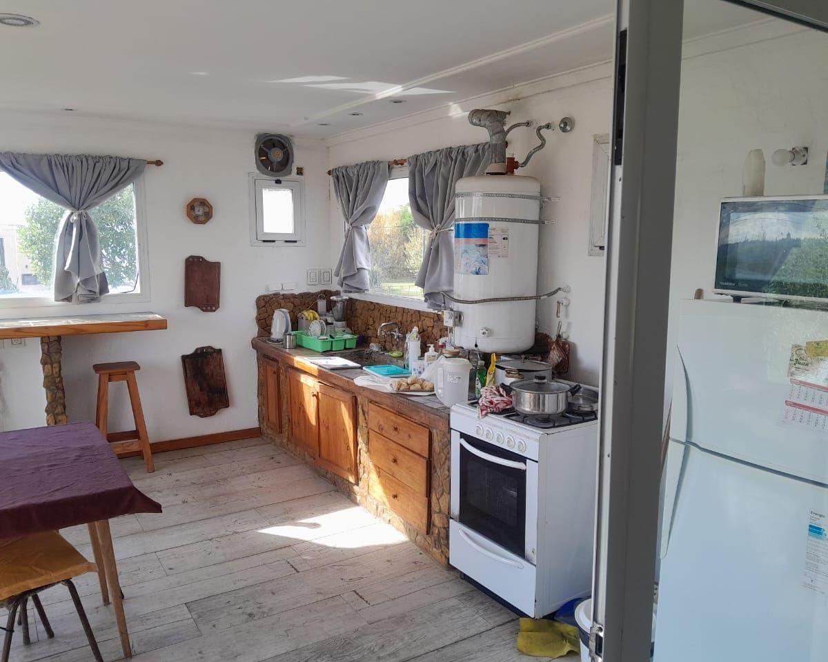 Foto de VENTA CASA DE 4 AMBIENTES DE POCOS AÑOS EN Mar de Cobo, imagen 3
