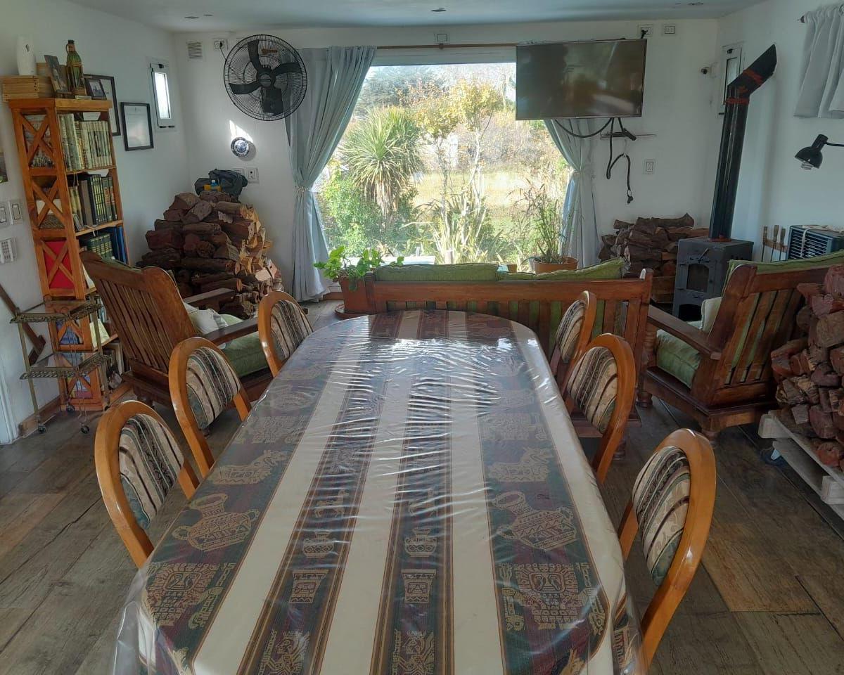 Foto de VENTA CASA DE 4 AMBIENTES DE POCOS AÑOS EN Mar de Cobo, imagen 5