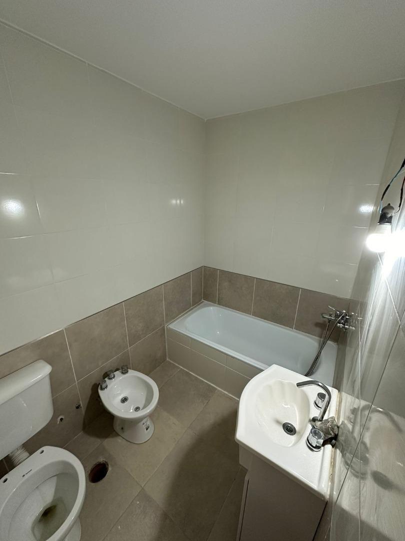 Foto de Venta de Casa 4 AMBIENTES en Los Pinares, Mar del Plata, imagen 3