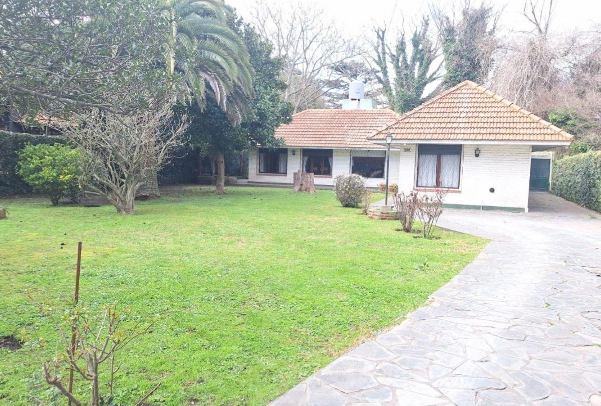 Foto de Venta de Casa en El Grosellar, Mar del Plata, imagen 2