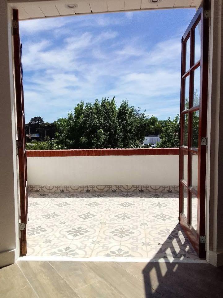Casa 4 Ambientes. | Av Monseñor Zabala Al 1300 2