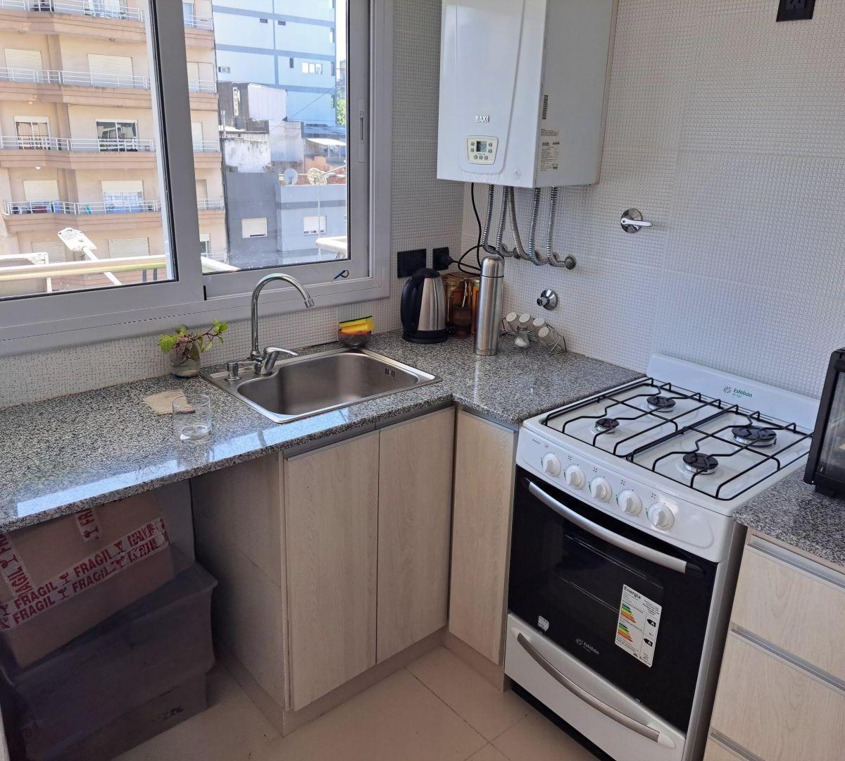 Foto de Venta de Departamento de 3 AMBIENTES CON COCHERA en La Perla, imagen 5