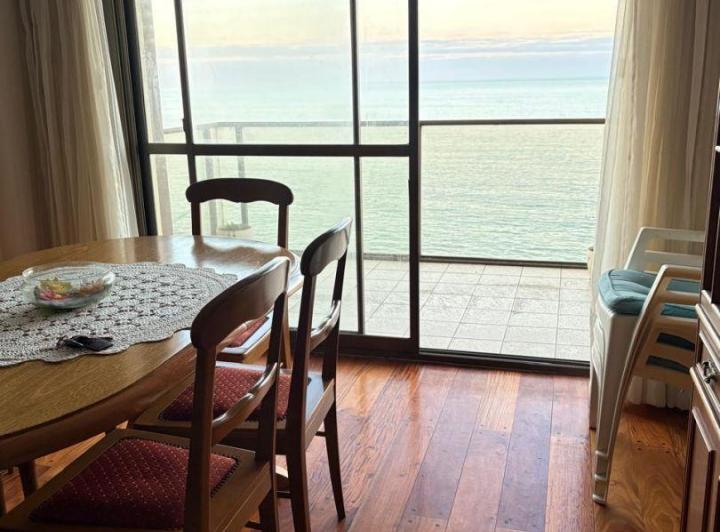 Foto de HERMOSO 3 AMBIENTES CON COCHERA Y VISTA PLEN AL MAR, imagen 4