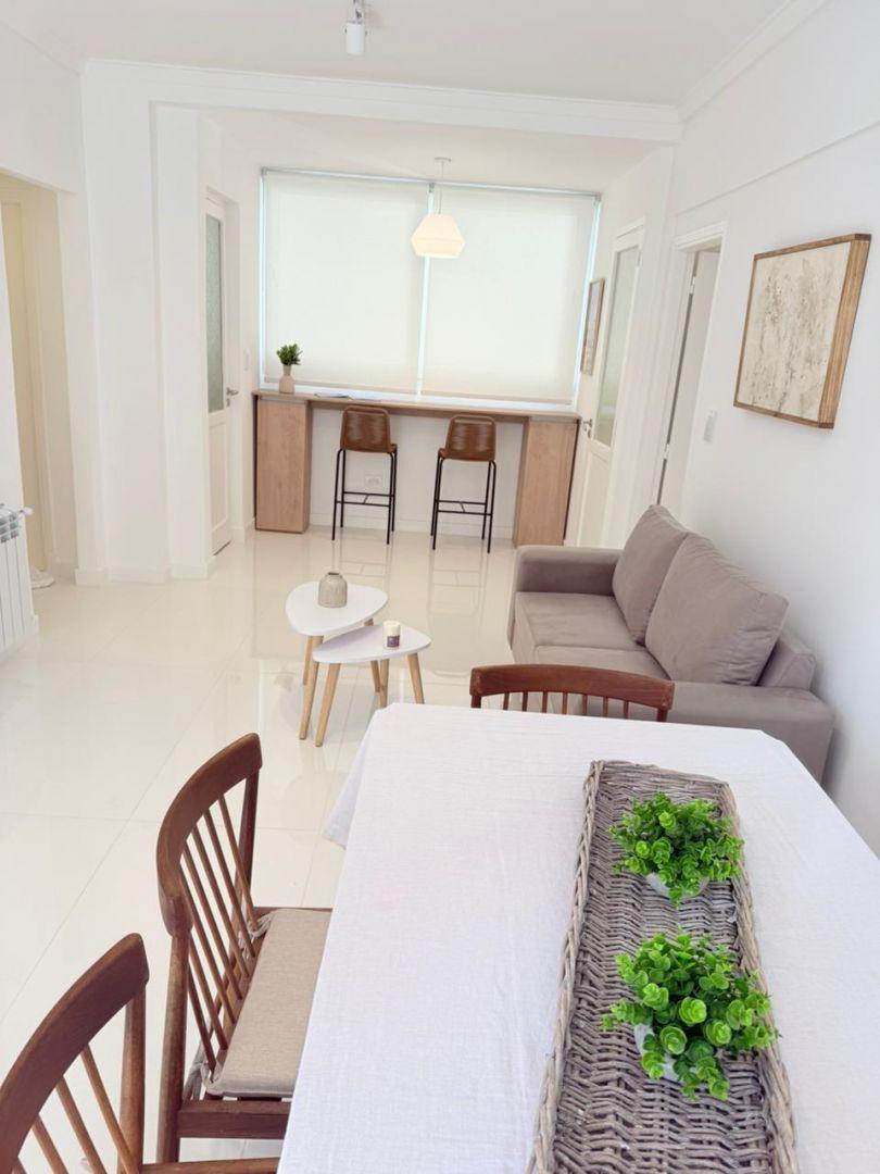 Foto de Departamento en venta 3 ambientes reciclado a nuevo con balcón Zona, imagen 5