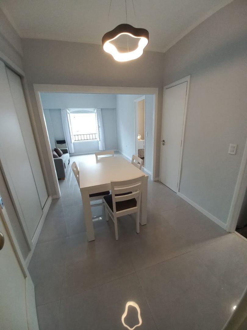 Venta de Departamento 2 AMBIENTES RECICLADO en Punta Iglesia, Mar del Plata