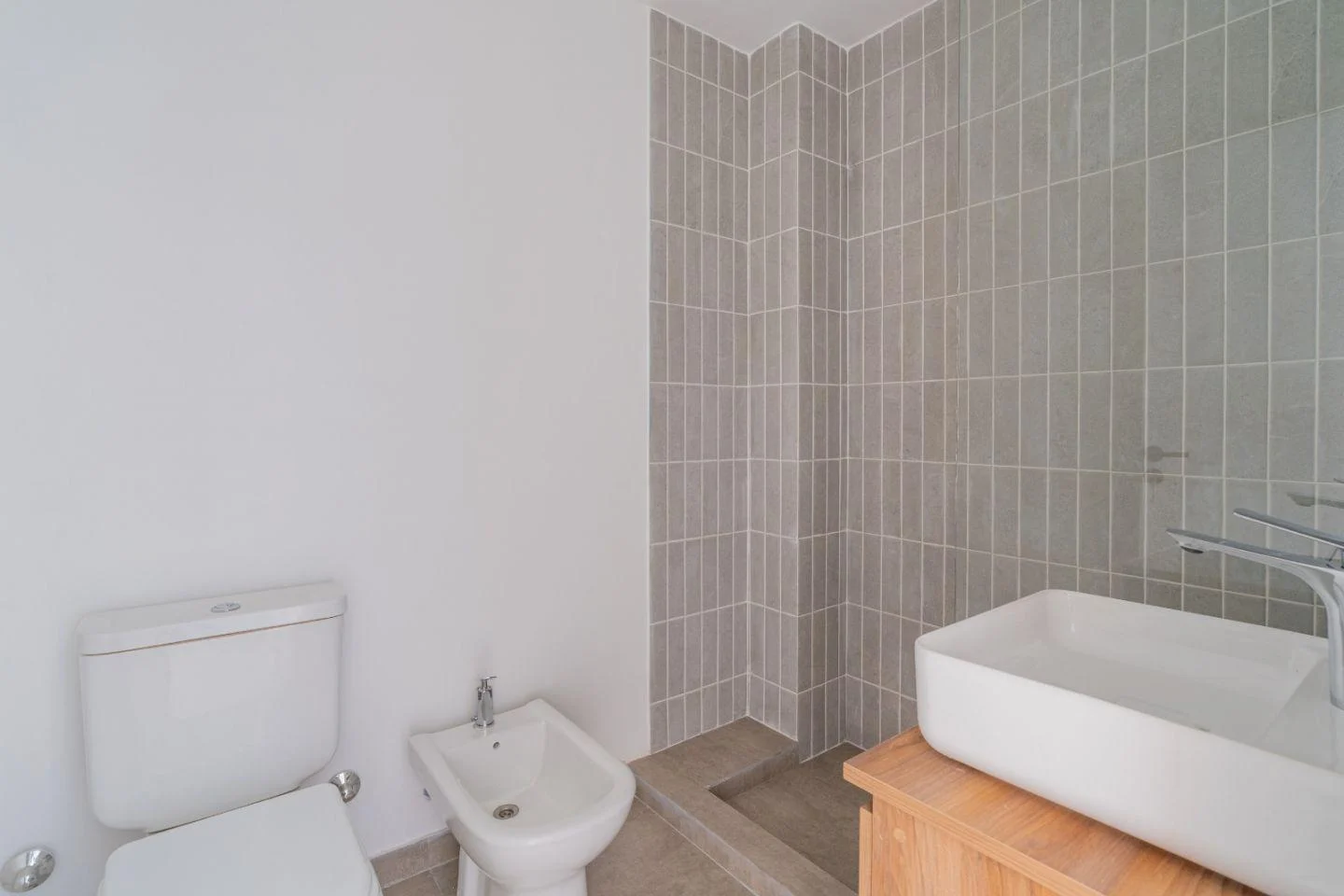 Foto de venta de departamento 2 ambientes con parque y patio, imagen 4