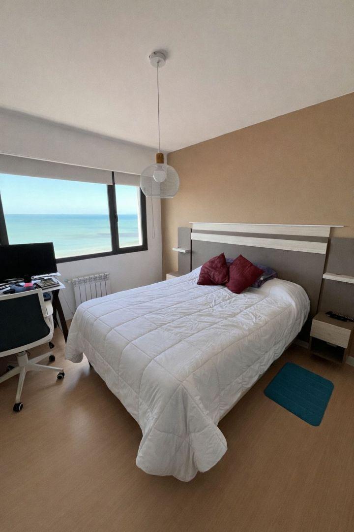 Venta de Departamento 3 Ambientes TODO RECICLADO Y VISTA AL MAR en Plaza Colón,