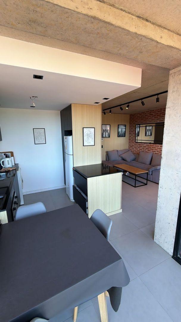 Foto de venta de departamento 3 ambientes al contrafrente con balcon y cochera, imagen 3