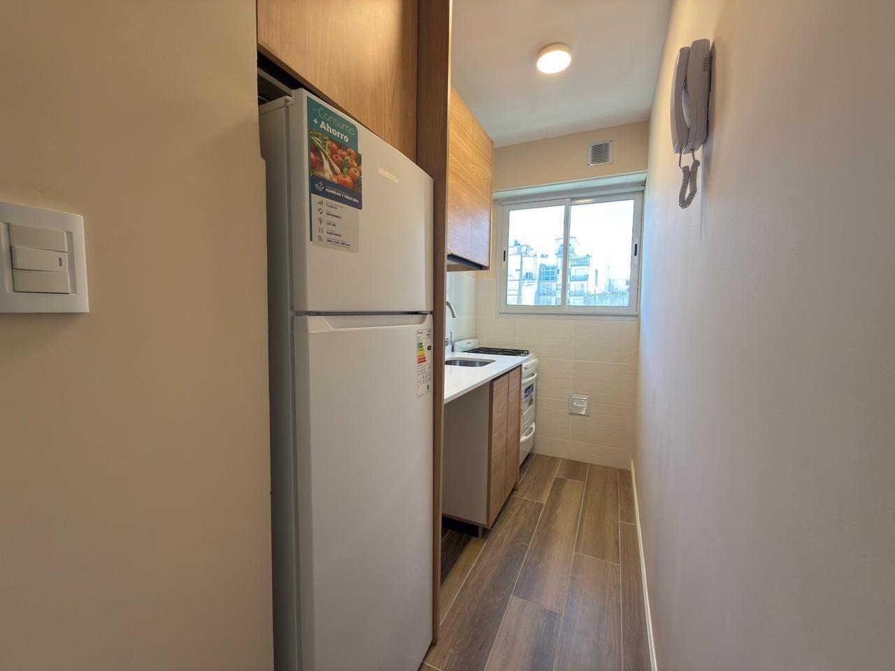 Foto de venta 1 ambiente con balcon a la calle, imagen 3