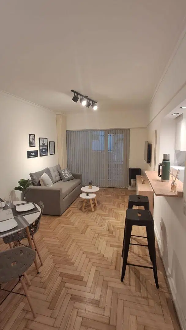 Venta de Departamento 2 Ambientes con patio reciclado en Macrocentro, Mar del Pl 1