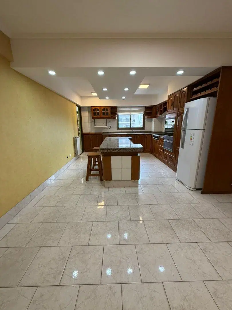 PENTHOUSE 313 M² CON TERRAZA, QUINCHO, MONOAMBIENTE Y 3 COCHERAS EN PLAZA MITRE 5