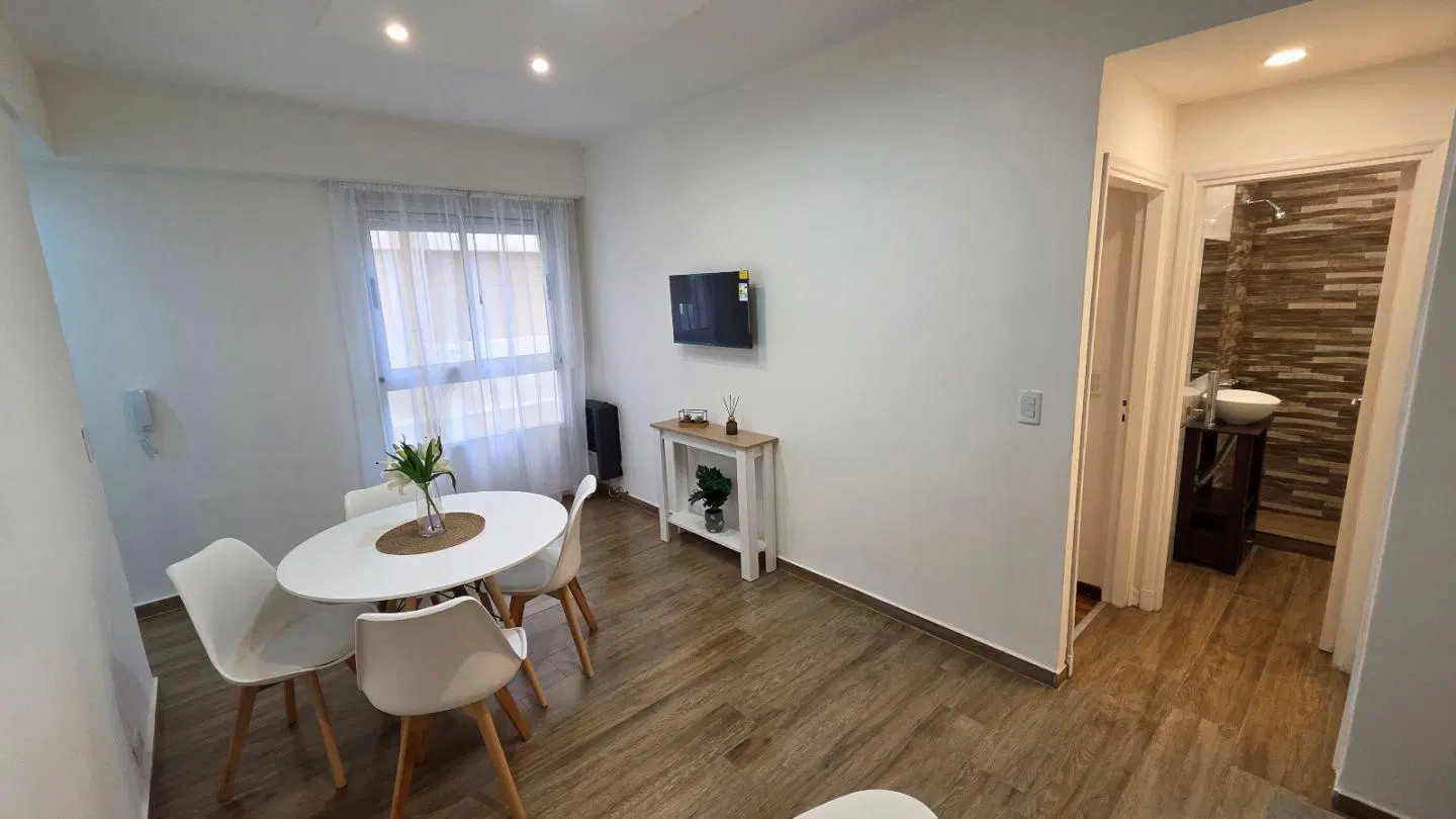 venta de departamento 2 ambientes al lateral 4