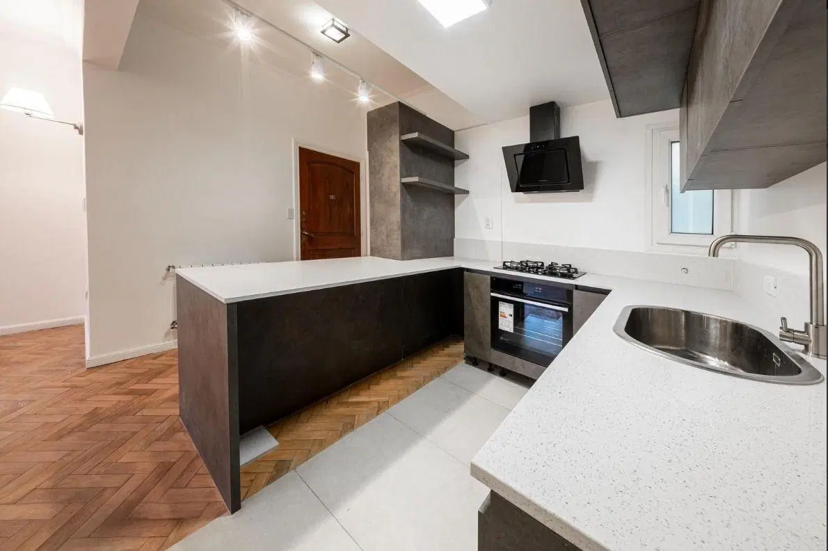 Venta de Departamento 4 Ambientes reciclado en plaza mitre, Mar del Plata 8