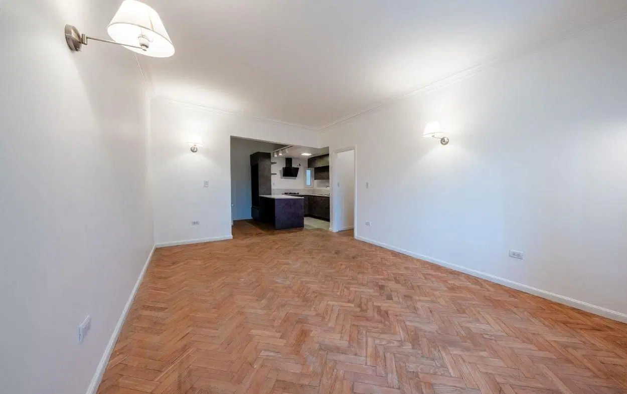 Venta de Departamento 4 Ambientes reciclado en plaza mitre, Mar del Plata 2