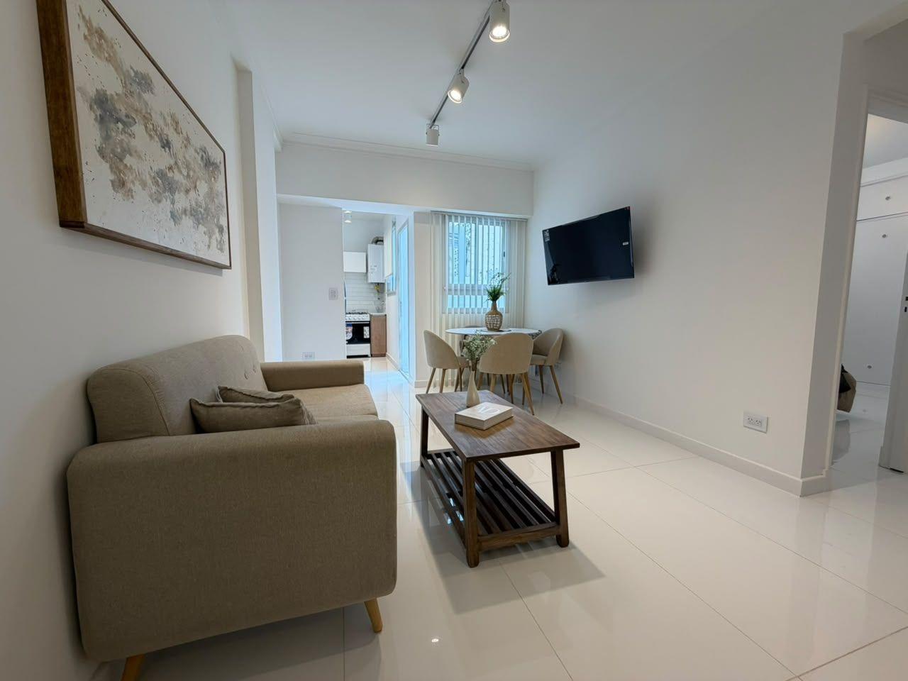 Foto de venta de departamento 2 ambientes al lateral, imagen 1