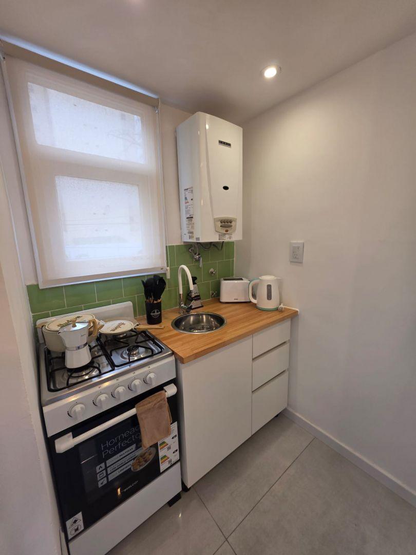 Foto de Venta de Departamento 1 Ambientes externo con balcon en Plaza Colón, imagen 4