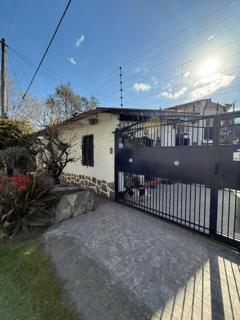 Foto de CASA CON AMPLIO GALPÓN/TALLER EN LOTE DE 342 M² - ZONA SEMI INDUSTRIAL, imagen 5