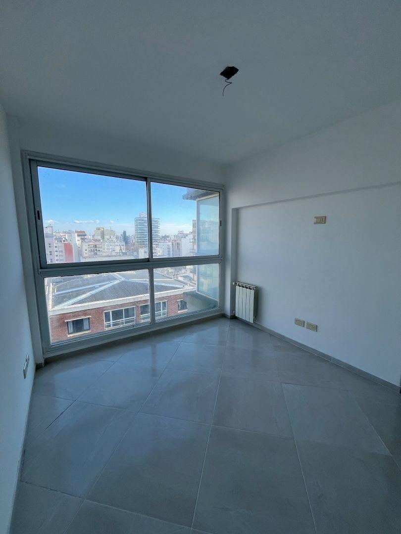 Foto de Venta de 3 AMBIENTES Departamento en La Perla, Mar del Plata, imagen 2