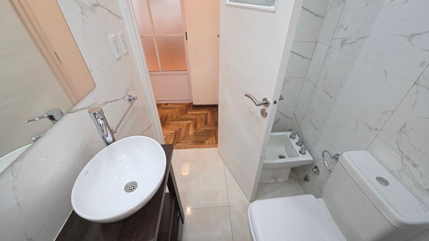 Foto de Venta de Departamento 2 Ambientes Lateral Reciclado en Plaza Colón, Mar, imagen 5