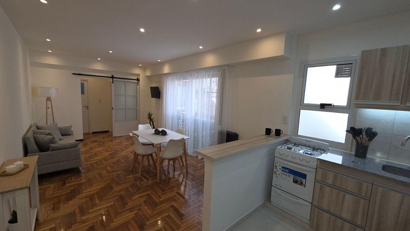 Foto de Venta de Departamento 2 Ambientes Lateral Reciclado en Plaza Colón, Mar, imagen 4
