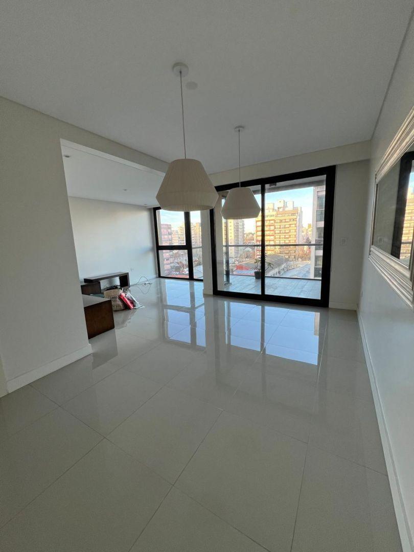 Foto de Departamento de 4 ambientes en venta Plaza Mitre, imagen 2