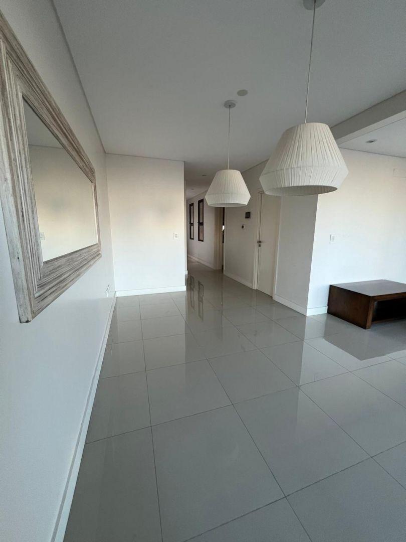 Foto de Departamento de 4 ambientes en venta Plaza Mitre, imagen 5