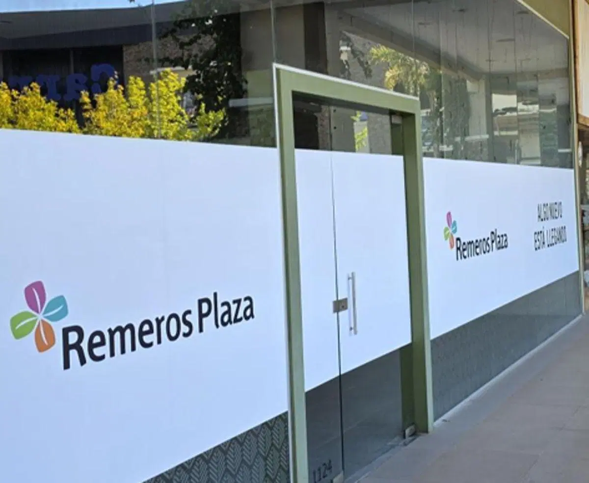 Alquiler local comercial - Remeros Plaza 4