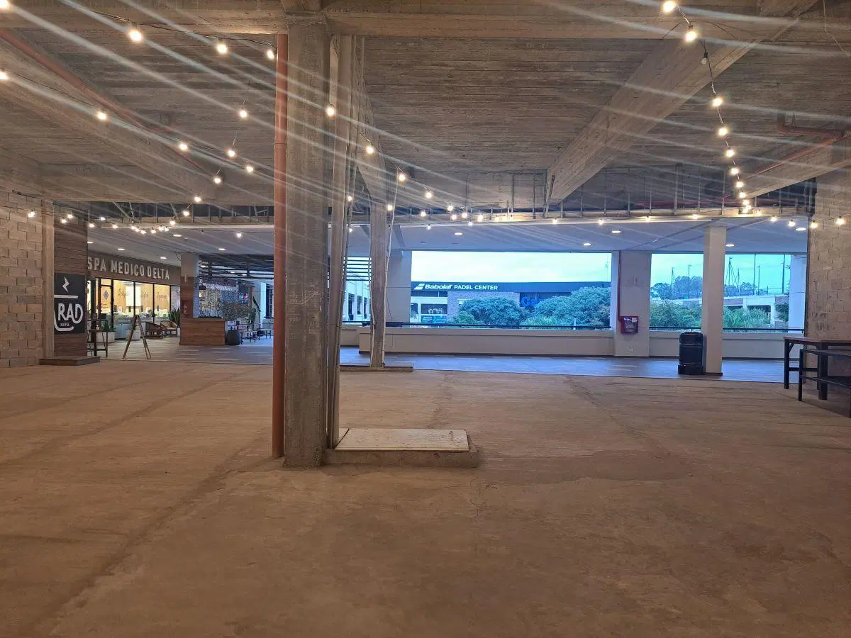 Alquiler local comercial - Remeros Plaza 5