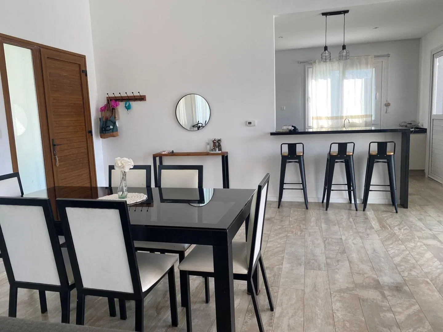 Casa Chalet  en Alquiler en Santa Guadalupe, Pilar del Este, Pilar 2