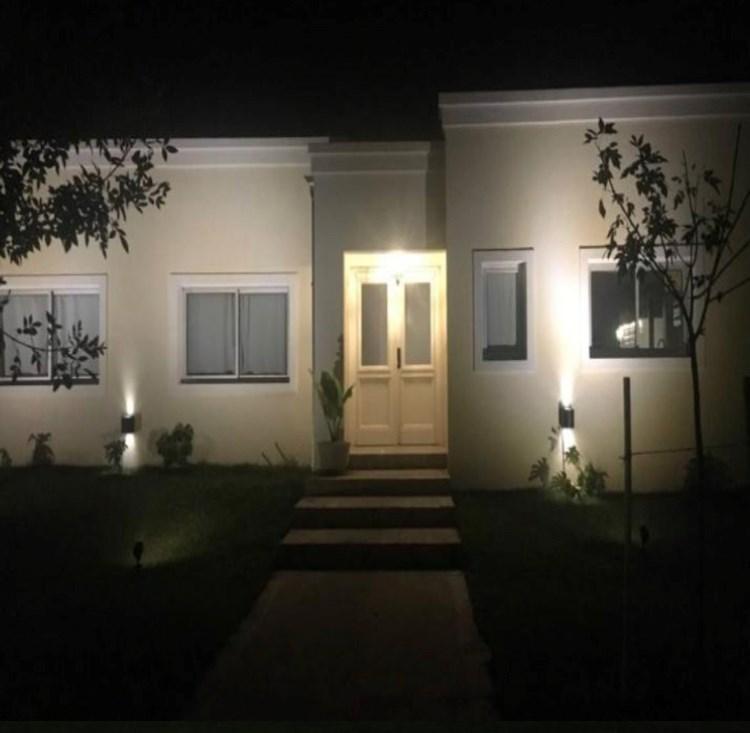 Foto de Casa Chalet en Alquiler en Santa Guadalupe, Pilar, G.B.A. Zona Norte, imagen 1