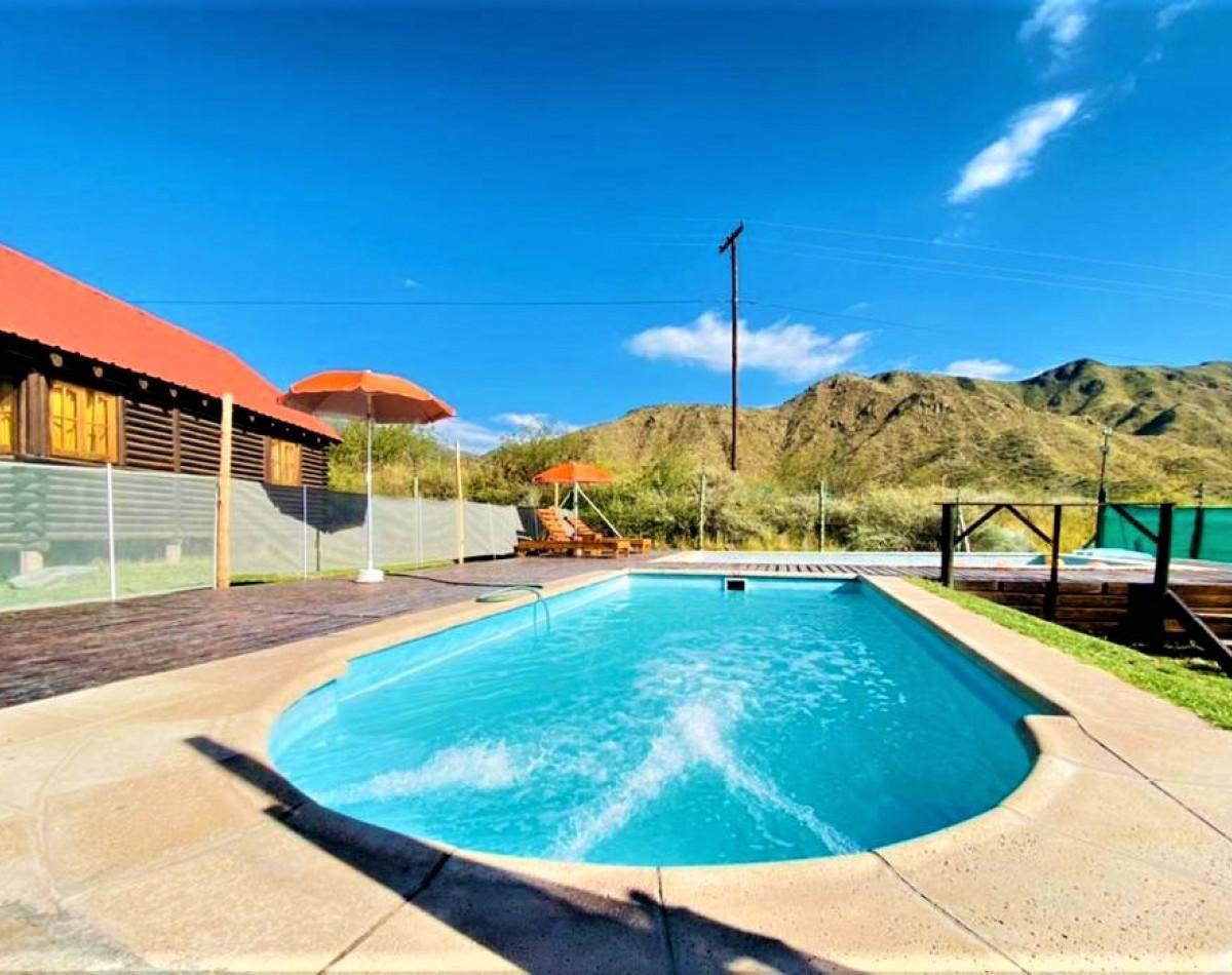Greenwood Vende Increible Complejo de 7 Cabañas con Amenities en El Challao, Al Pie de Cerro Arco, a 5