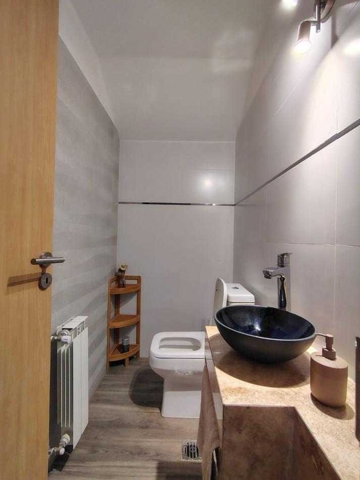 Greenwood Vende Espectacular Casa en El Barrio Privado Alba de Tanqay en Maipu. 5
