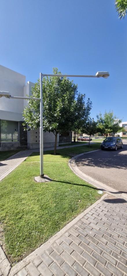 Greenwood Vende Exclusiva Residencia de Diseño y Confort 2