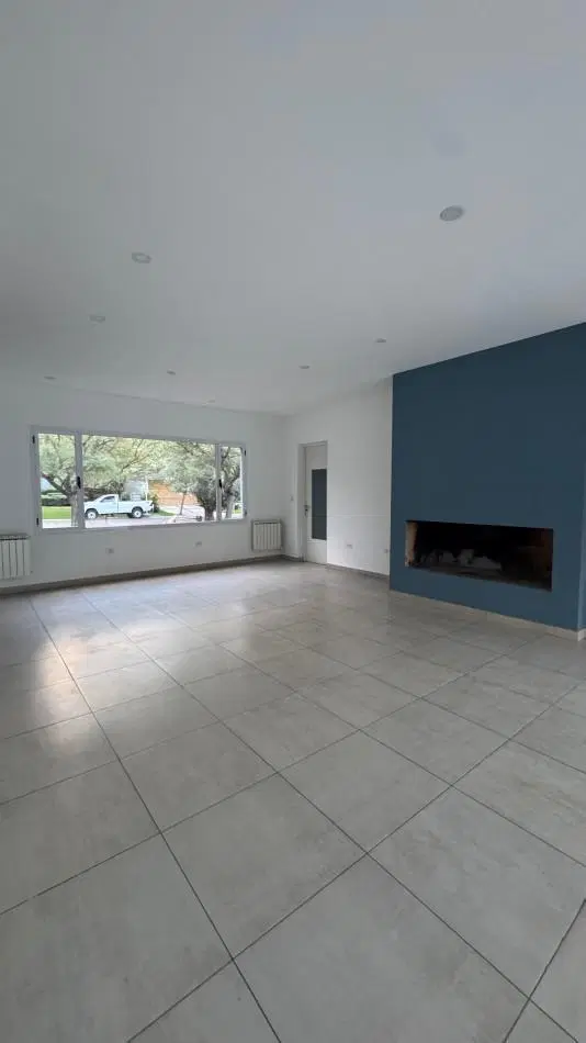 GREENWOOD INMOBILIARIA ALQUILA CASA EN BARRIO PRIVADO LOS TEROS 4