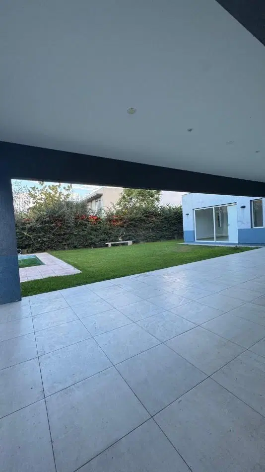 GREENWOOD INMOBILIARIA ALQUILA CASA EN BARRIO PRIVADO LOS TEROS 5