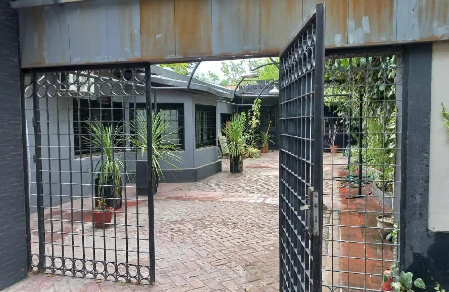 GREENWOOD INMOBILIARIA ALQUILA Casa en - Chacras de Coria 2