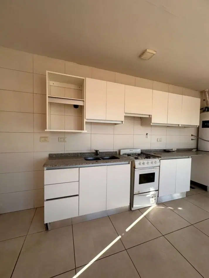 ALQUILER DE DEPARTAMENTO EN COMPLEJO GOLDEN PLAZA 5