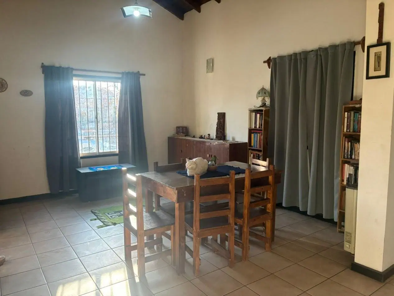 GREENWOOD INMOBILIARIA VENDE CASA EN B° NATANIA , GUAYMALLEN 4