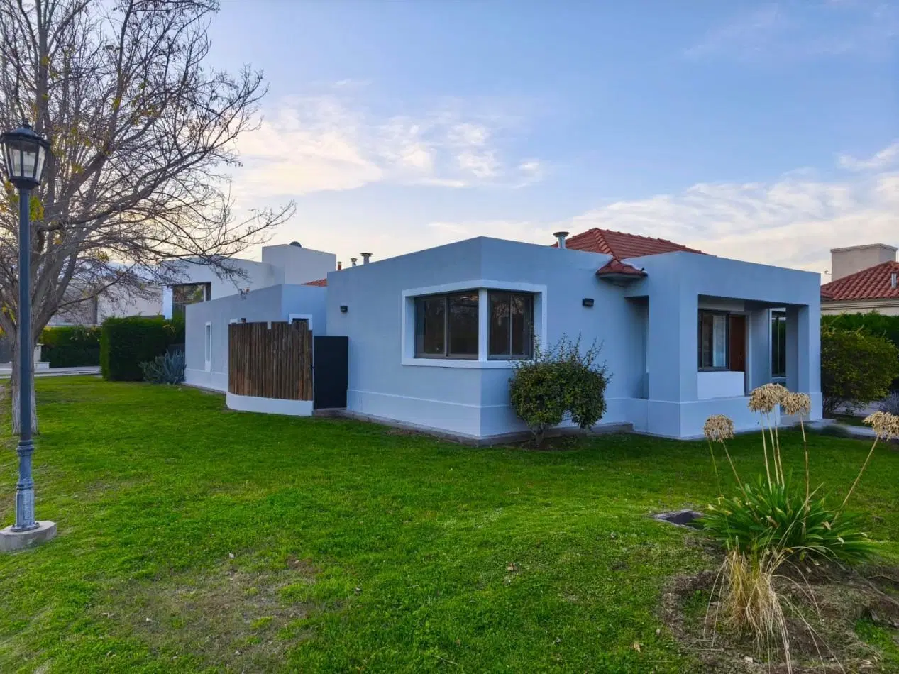GREENWOOD ALQUILA | CASA EN BARRIO LAS CANDELAS 2 8