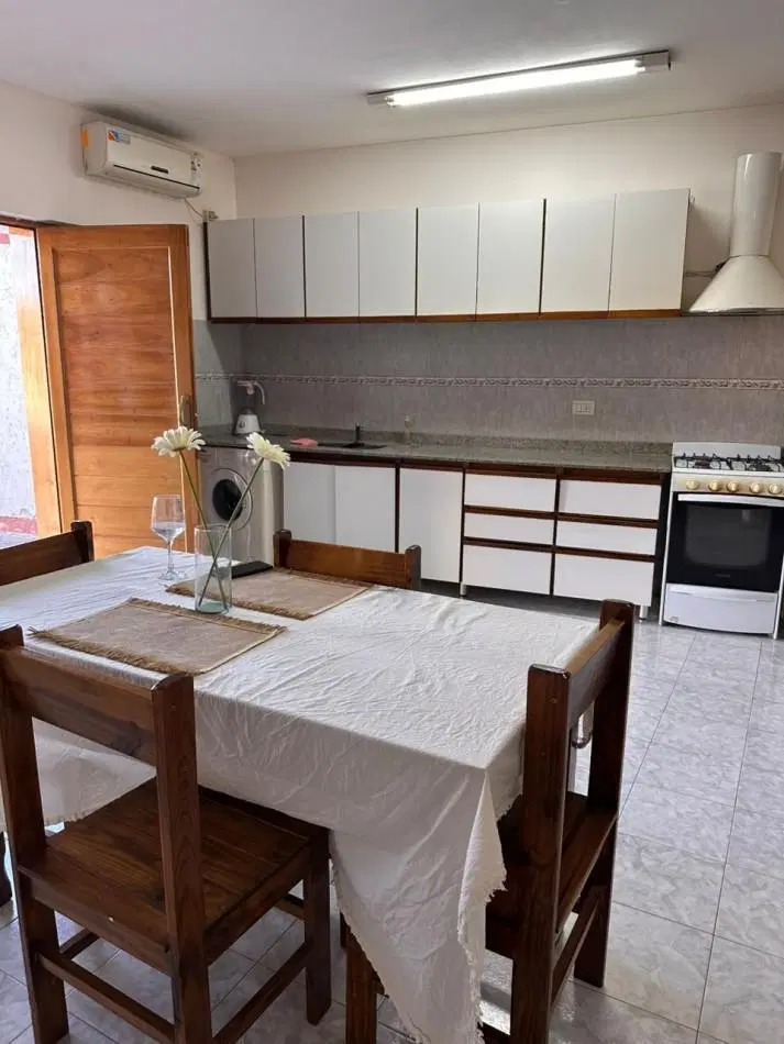 DEPARTAMENTO SEMI-AMOBLADO 5