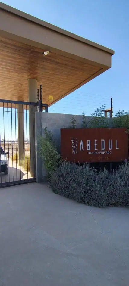 Greenwood vende "Lote en barrio privado Abedul" 5