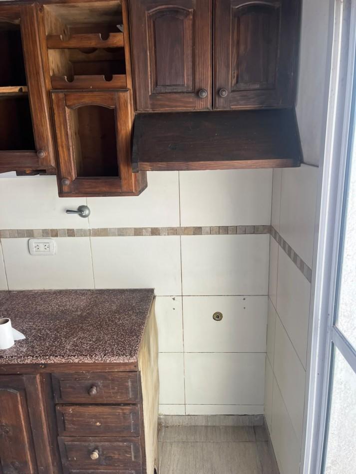 Foto de GREENWOOD INMOBILIARIA ALQUILA: EXCELENTE CASA EN EL CORAZON DE LUJAN, imagen 1