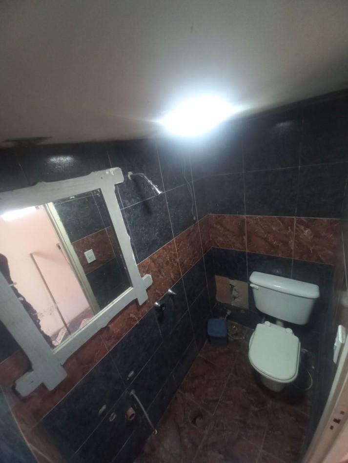 Foto de VENTA DE DEPARTAMENTO CON POTENCIAL DE INVERSION - CIUDAD DE MENDOZA, imagen 4
