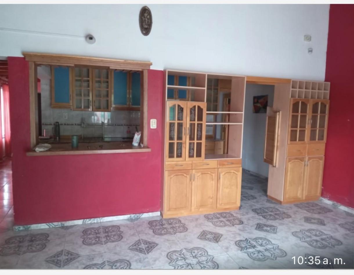 Foto de CASA + DEPARTAMENTO INDEPENDIENTE EN ESQUINA — Barrio Trinidad, Perdriel, imagen 1