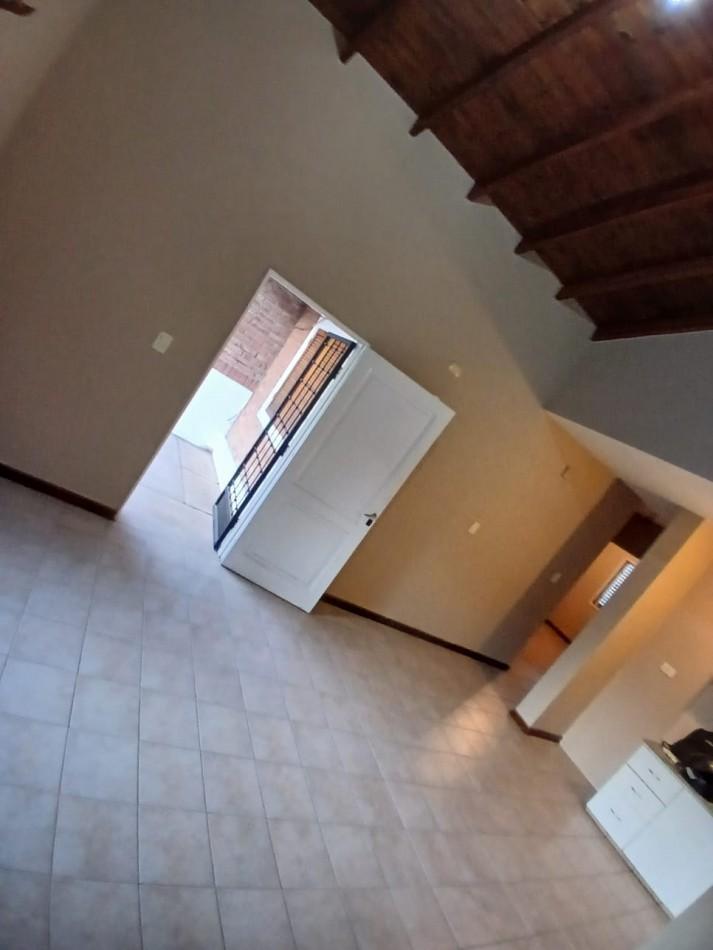 Foto de GREENWOOD INMOBILIARIA VENDE CASA EN BARRIO NATANIA, imagen 2